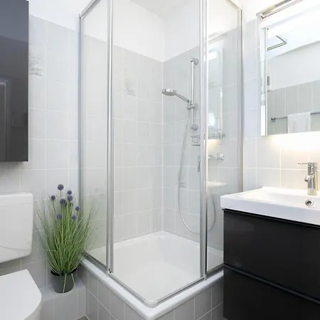 White Lounge *