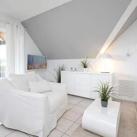 White Lounge * Scharbeutz