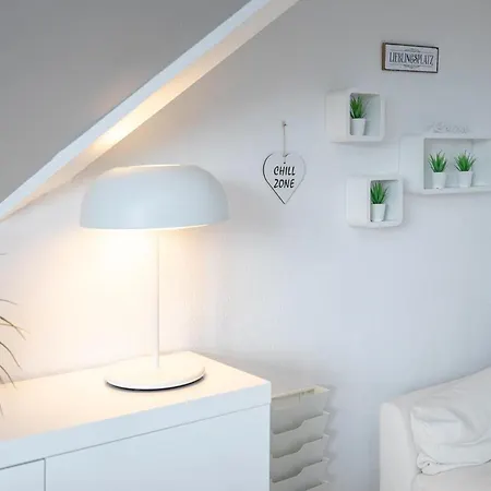White Lounge Apartment Scharbeutz